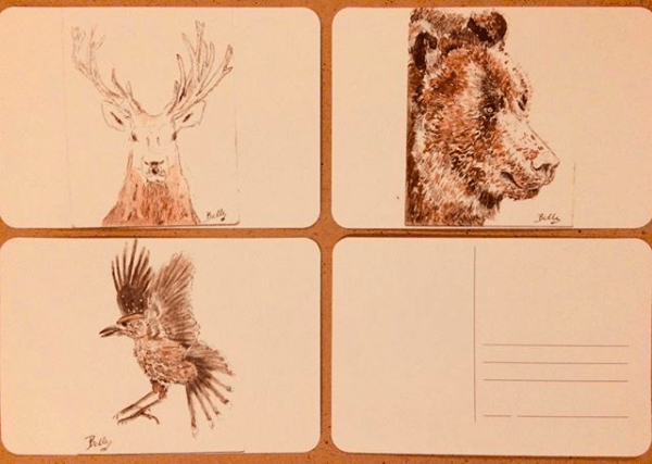 En toen was er de postkaart :-). Af te halen in tateljee (2€/st) of per pakketje van 3 verstuur ik ze naar jouw thuisadres (8€). Be86 0688 9055 9350 met vermelding van jouw adres. International orders (10€ for a package of 3 cards) please leave your address when paying. Many thanks! Lieve groetjes, Belle